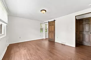 2324 Forest Dr, Pittsburgh, PA 15235 - Photo 11