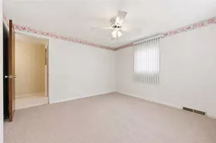 129 Dwellington Dr, Middlesex Township, PA 16059 - Photo 23