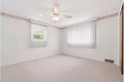 129 Dwellington Dr, Middlesex Township, PA 16059 - Photo 21