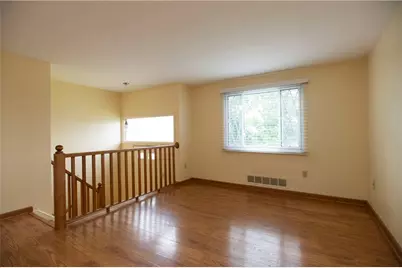 5707 Broad St, South Park, PA 15129 - Photo 11