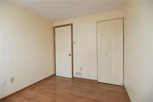 5707 Broad St, South Park, PA 15129 - Photo 19