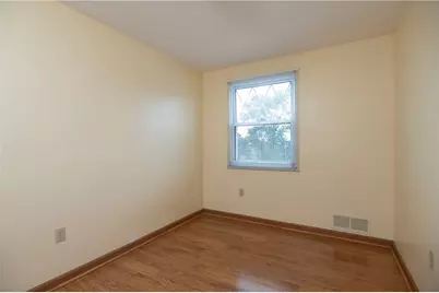 5707 Broad St, South Park, PA 15129 - Photo 21