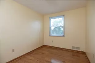 5707 Broad St, South Park, PA 15129 - Photo 21