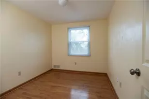 5707 Broad St, South Park, PA 15129 - Photo 17