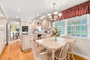 3623 Ashland Dr, Bethel Park, PA 15102 - Photo 13