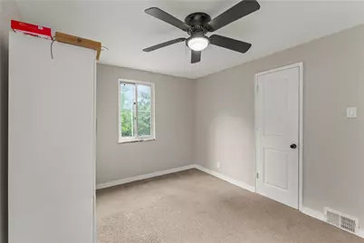 123 Arla Dr, Scott Township, PA 15220 - Photo 23