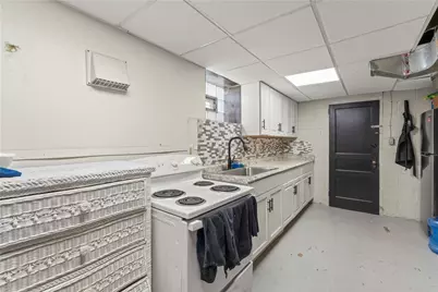 123 Arla Dr, Scott Township, PA 15220 - Photo 29