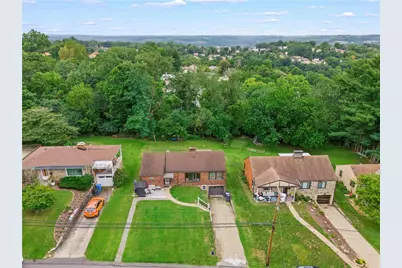 123 Arla Dr, Scott Township, PA 15220 - Photo 3