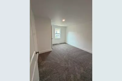 31 E Hallam Ave, Washington, PA 15301 - Photo 13