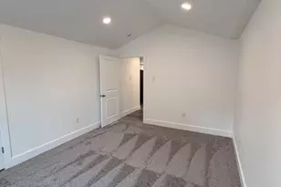 31 E Hallam Ave, Washington, PA 15301 - Photo 13
