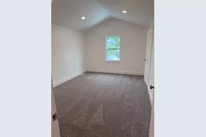 31 E Hallam Ave, Washington, PA 15301 - Photo 11