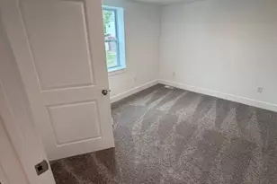 31 E Hallam Ave, Washington, PA 15301 - Photo 25