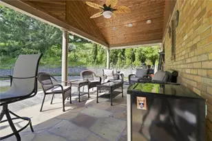 2740 Steiner St, Pittsburgh, PA 15227 - Photo 29