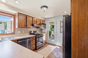 2740 Steiner St, Pittsburgh, PA 15227 - Photo 11