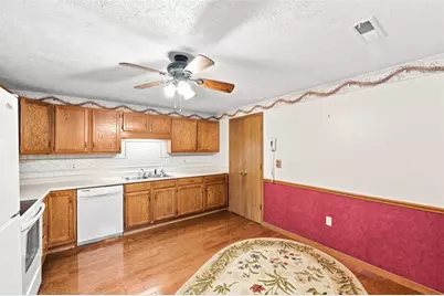 2850 Edgecliff Road #35, Lower Burrell, PA 15068 - Photo 5