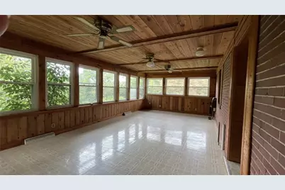 127 Blue Jay Way, Center Township, PA 15061 - Photo 11
