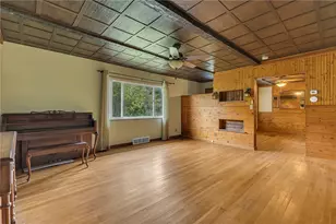 127 Blue Jay Way, Center Township, PA 15061 - Photo 15
