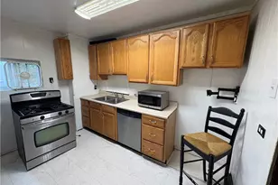 127 Bausman St, Pittsburgh, PA 51210 - Photo 9