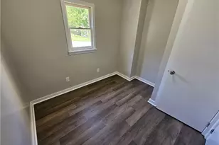 147 Lea St, Munhall, PA 15120 - Photo 21