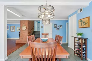 2301 Marbury Rd, Pittsburgh, PA 15221 - Photo 7