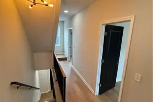 847 Blossom Wy, Pittsburgh, PA 15212 - Photo 15