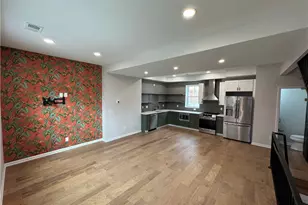 847 Blossom Wy, Pittsburgh, PA 15212 - Photo 5