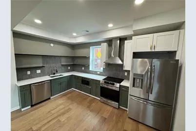 847 Blossom Way, Pittsburgh, PA 15212 - Photo 3