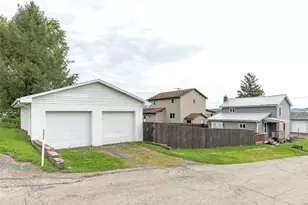 1650 Main St, West Leechburg, PA 15656 - Photo 3