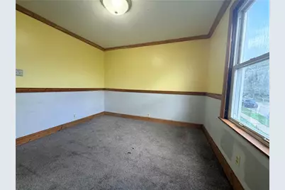 118 W Adams Ave, Vandergrift, PA 15690 - Photo 19