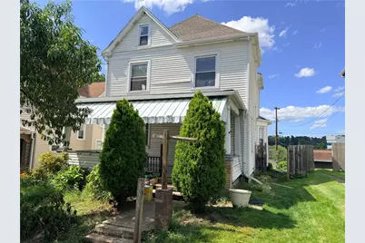 118 W Adams Ave, Vandergrift, PA 15690 - Photo 3