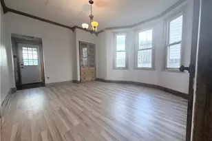 118 W Adams Ave, Vandergrift, PA 15690 - Photo 5