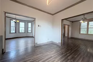 118 W Adams Ave, Vandergrift, PA 15690 - Photo 13