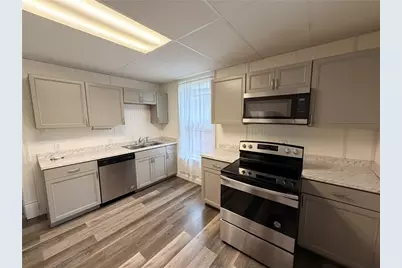 310 Broadway Ave, McKees Rocks, PA 15136 - Photo 7