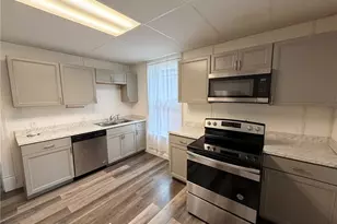 310 Broadway Ave, McKees Rocks, PA 15136 - Photo 7