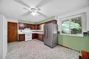 35999 Lake Shore Dr, Canadohta Lake, PA 16438 - Photo 3