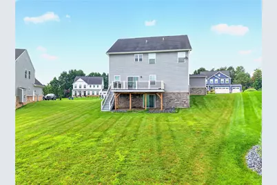 1057 Wedgewood Dr, Penn Twp, PA 15644 - Photo 43