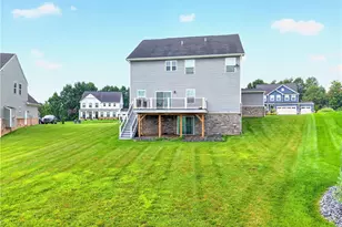 1057 Wedgewood Dr, Penn Twp, PA 15644 - Photo 43