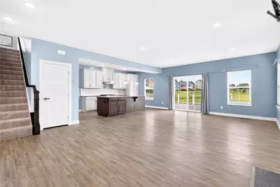 1057 Wedgewood Dr, Penn Twp, PA 15644 - Photo 7