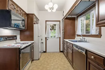 24 W Garden Rd, Pittsburgh, PA 15227 - Photo 17