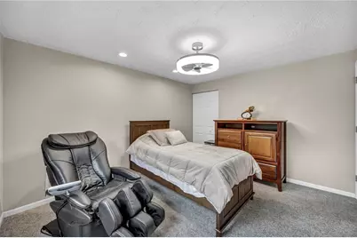 3034 Amy Dr, South Park, PA 15129 - Photo 17