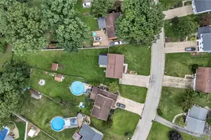 3034 Amy Dr, South Park, PA 15129 - Photo 39