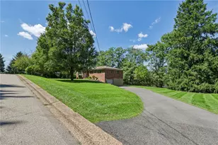 203 Graeser Ave, Bethel Park, PA 15102 - Photo 21