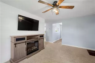 193 Woodhall Dr, Pittsburgh, PA 15236 - Photo 5