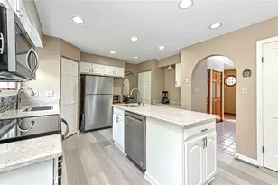 4847 Shamrogue Ct, Hampton, PA 15101 - Photo 5
