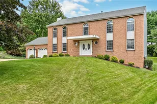4847 Shamrogue Ct, Hampton, PA 15101 - Photo 1