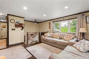 212 Brownlee Rd, Somerset, PA 15330 - Photo 9