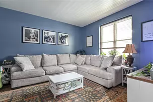 138 E Pennview St, Pittsburgh, PA 15223 - Photo 7