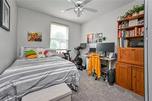 138 E Pennview St, Pittsburgh, PA 15223 - Photo 17