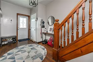 138 E Pennview St, Pittsburgh, PA 15223 - Photo 3