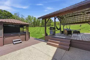 2976 Henderson Rd, Mount Pleasant, PA 15301 - Photo 37